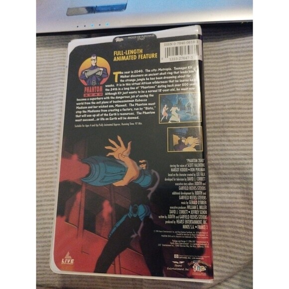 Phantom 2040 Movie: The Ghost Who Walks (VHS, 1996) Clamshell - Picture 3 of 9